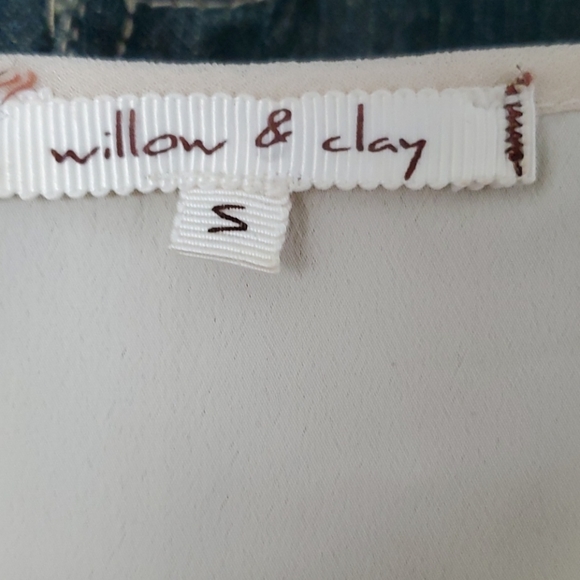 Dressy tank top with bead work and sequins - Picture 3 of 3